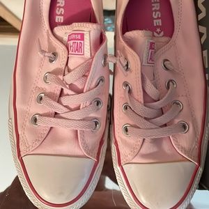 Converse Shoreline Slip Ons Pink